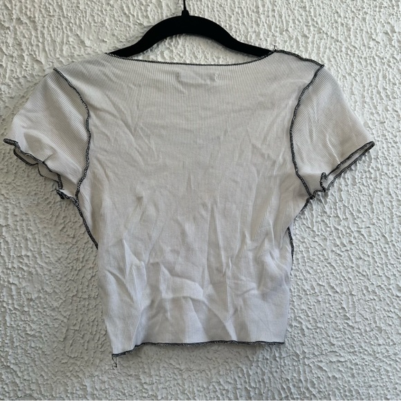 Brandy Melville White and Black Trim Crop Top - Picture 3 of 4